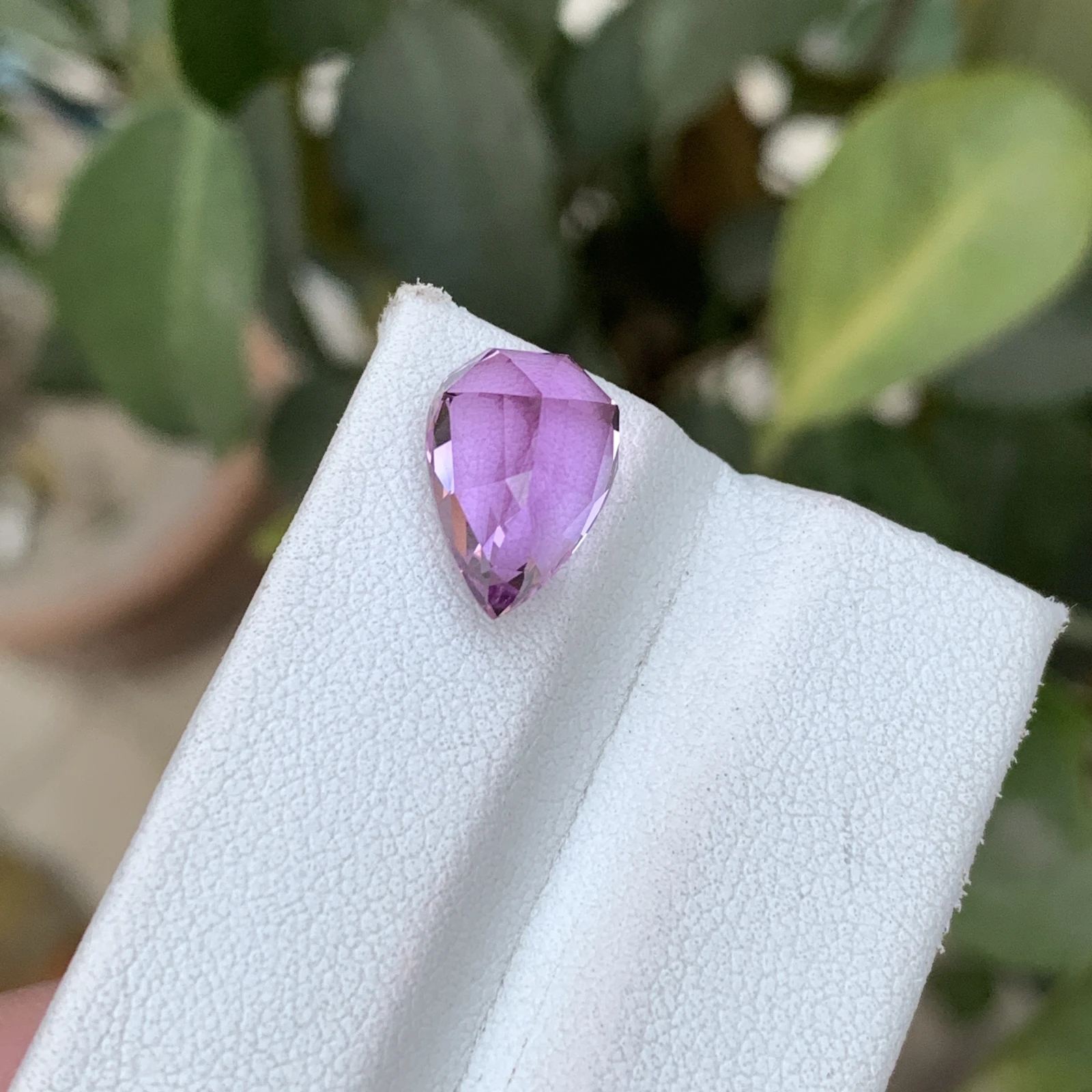 5 Carat Natural Pink Kunzite Pear Shape Loose Gemstone from Afghanistan — view 3